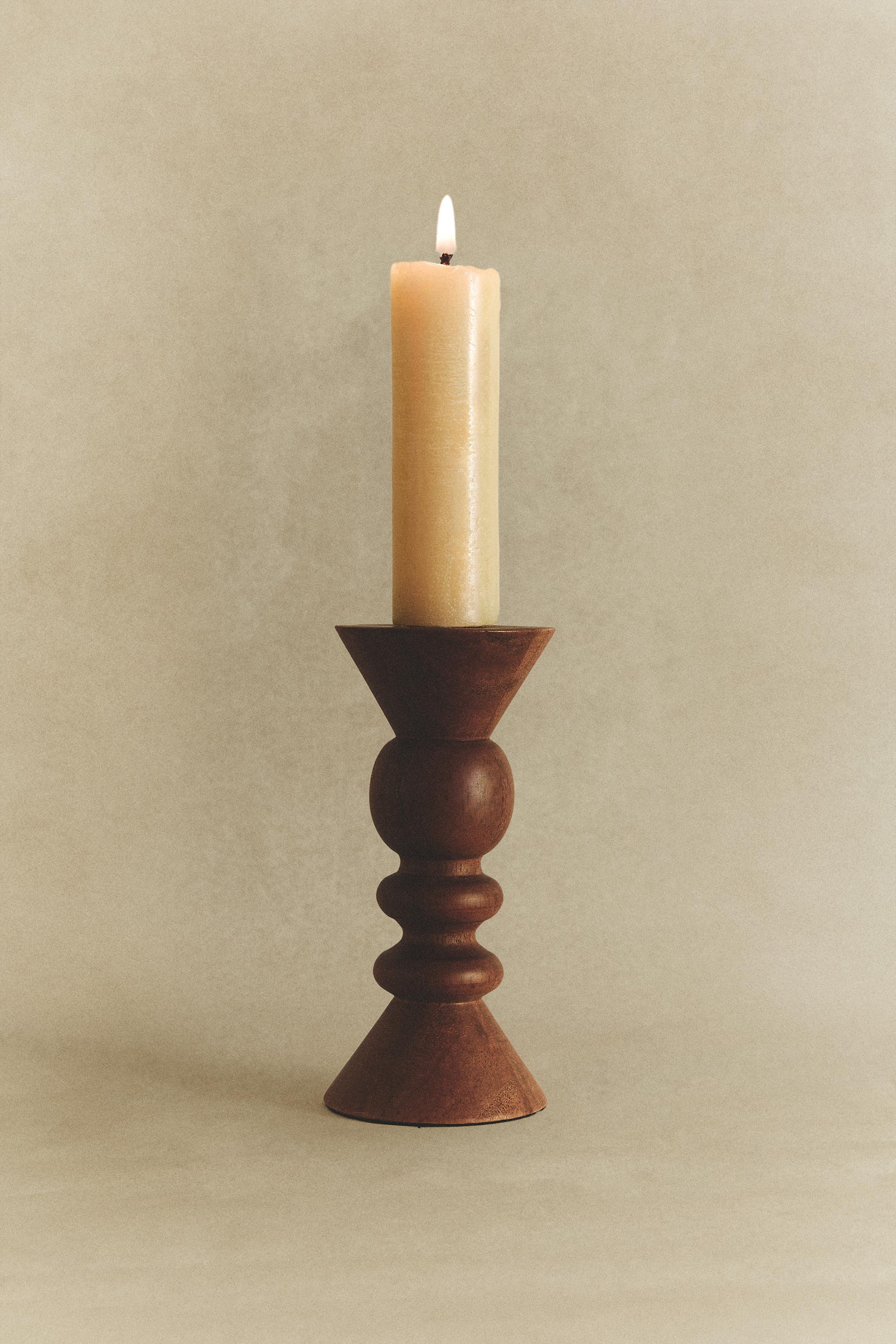 WOODEN CANDLESTICK